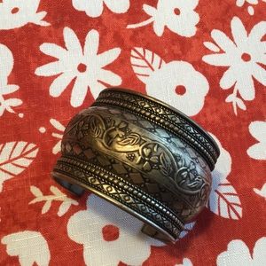 Distressed silver bracelet